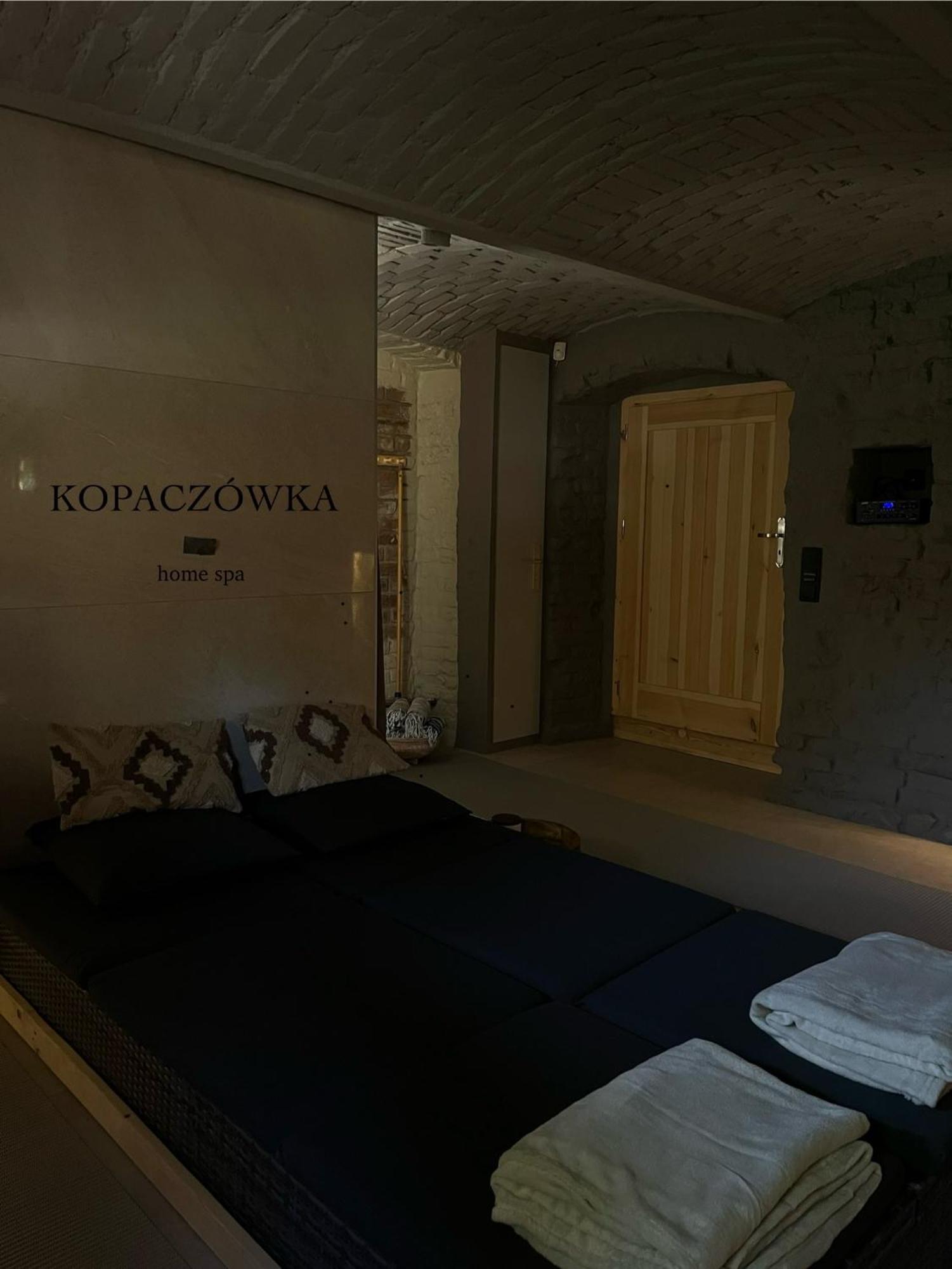 Klimatyczny Dom Kopaczowka Przytulna Miejscowka Z Kominkiem, Sauna I Ogrodem U Podnoza Gor Stolowych Radkow Exterior foto